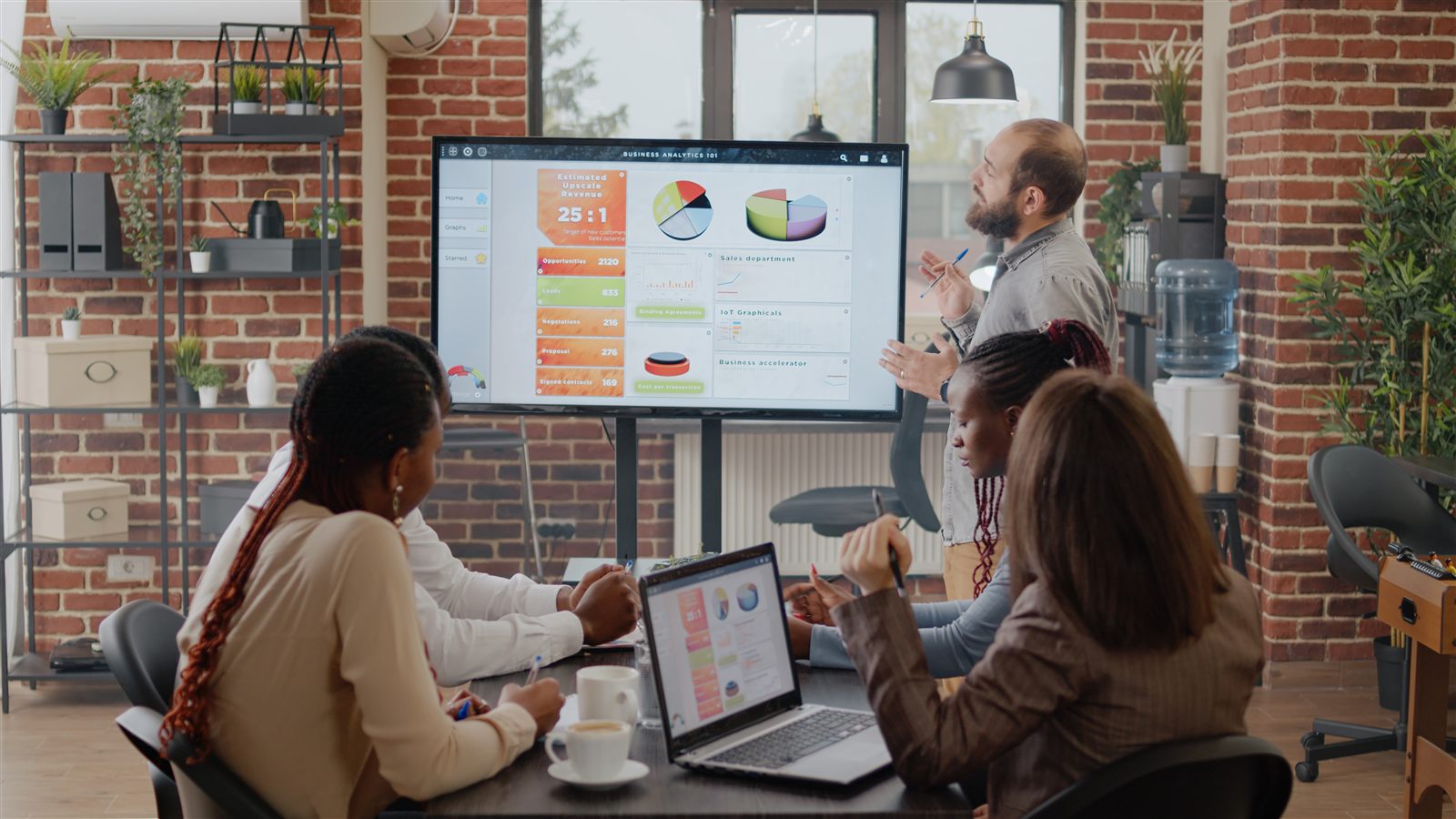 Enterprise stakeholders collaborating on Dynamics 365 cutover planning and go-live readiness